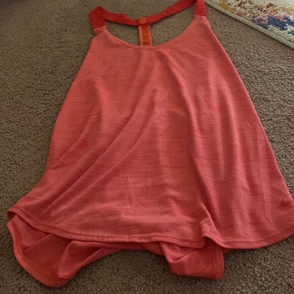 Nike dri fit small tank top - Picture 4 of 6